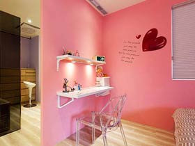 ������˹һ������������Ϻڰ�