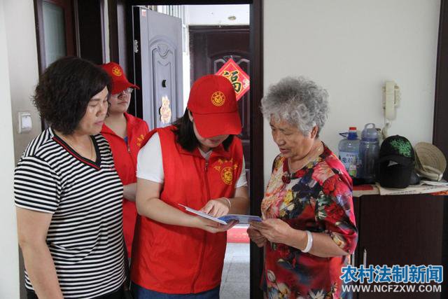 开封市应急管理局联合龙亭区文明办开展安全生产主题宣传活动