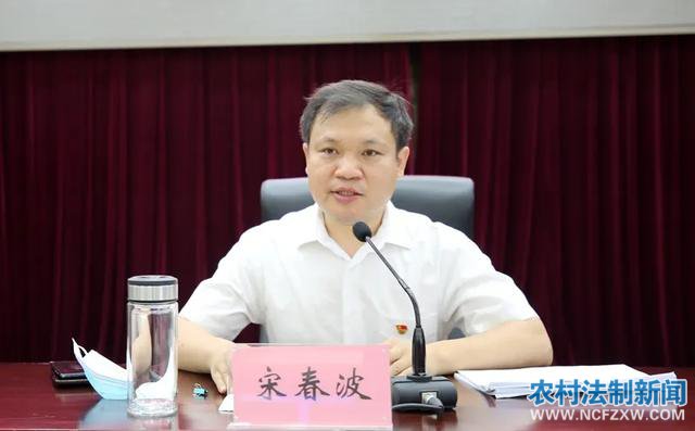 �������������м��Ժ������ǡ���쳤�δ���Ϊȫ�м����ص�Ա�ɾ��ϵ��Ρ���