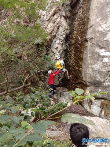 ���Ӵ�12����̽����ɽ��������Ԯ��ƾʮ����Ƶ��λ22Сʱ����