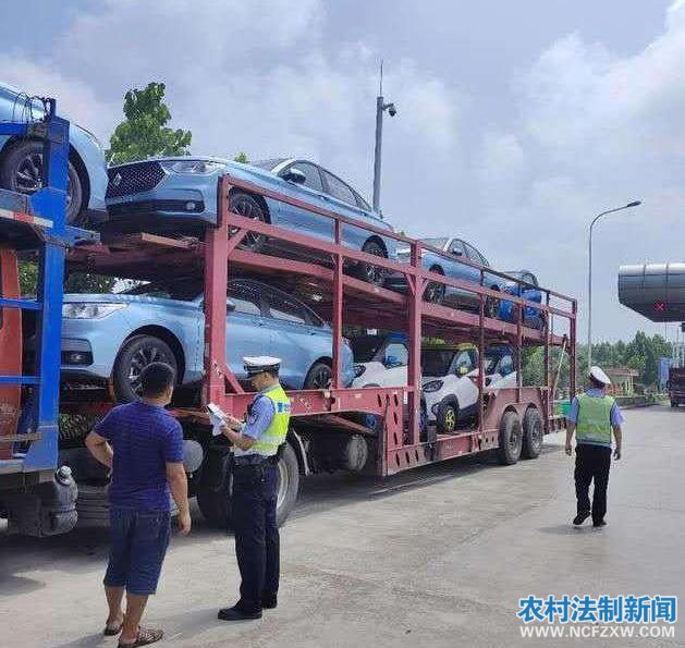 全国统一行动日|开封高速交警开展危化品运输交通安全“除隐患 防风险”专项整治行动