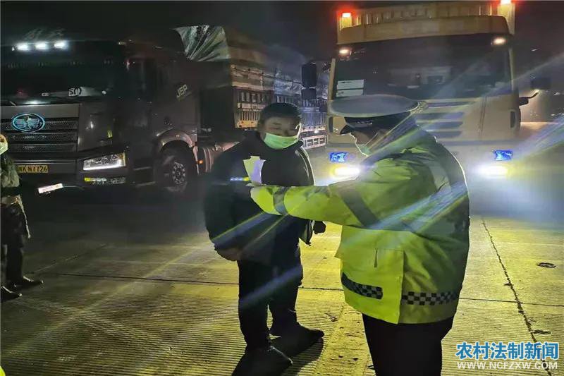 �����н���֧�ӳ�����չ����������Ⱦ���μ��������ж�