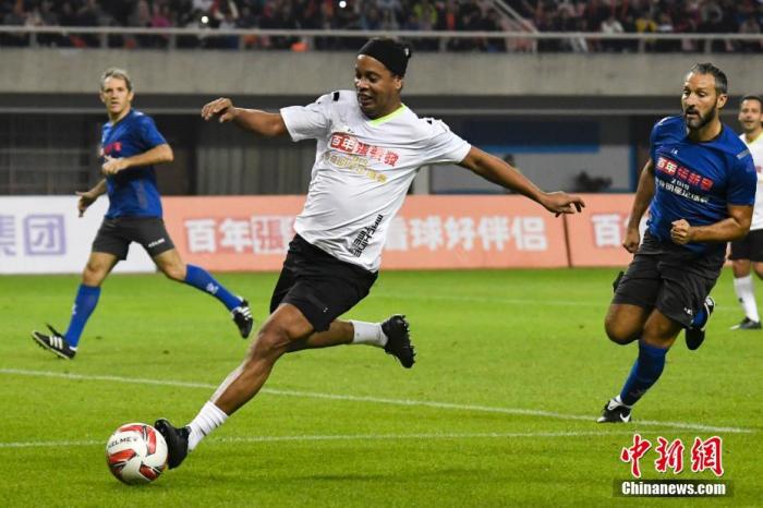 11��16�գ����ɶ������(���)����ͻ�ơ����գ�2019��������������ս���ڳ�ɳ���У������ɶ�����´���Ĵ���һ����5��2սʤŷ�Ĵ���Ĵ�����ӡ���� ��